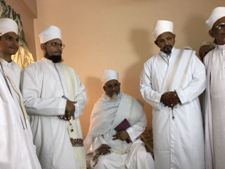 Alavi Bohras: Aqaa Maulaa sitting on one of the Rooms of Musaafir-khaana